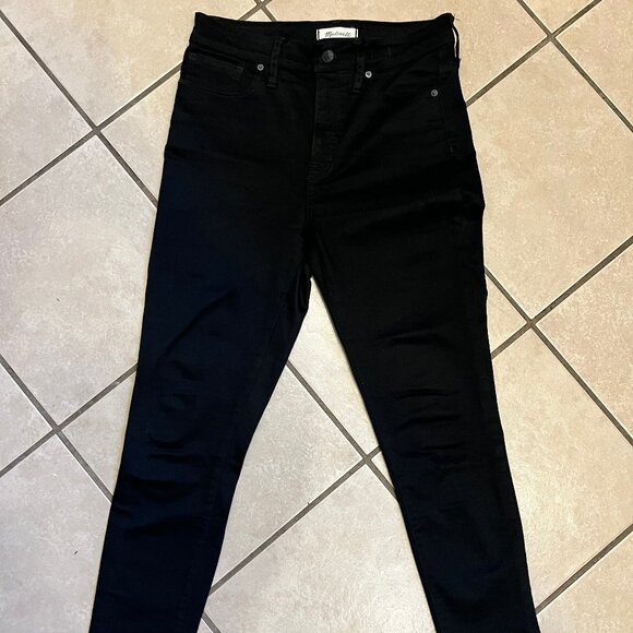 Curvy 10" High-Rise Skinny Jeans Black - Picture 2 of 6